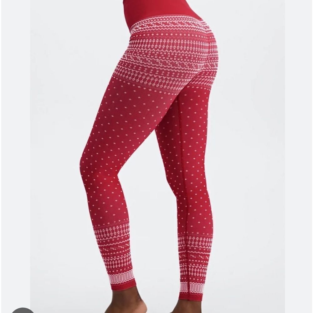 Fabletics High-Waisted Seamless Fair Isle Legging. NWT sizeXL short